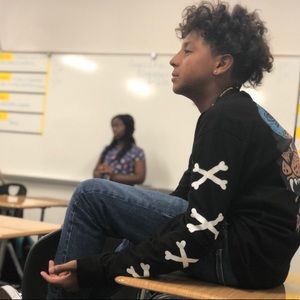 Meet your Posher, Makhi